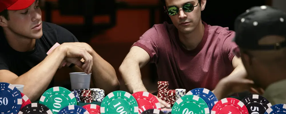Kỹ Thuật Poker Face: Bí Quyết Bất Bại Khi Chơi Porker Tại 789club 1 Poker face - Kỹ thuật che dấu cảm xúc khi chơi poker